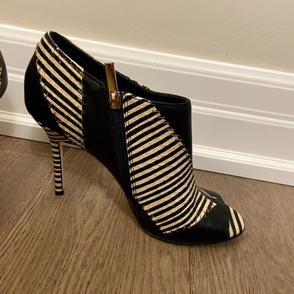 Rachel Roy Heels - Picture 4 of 4